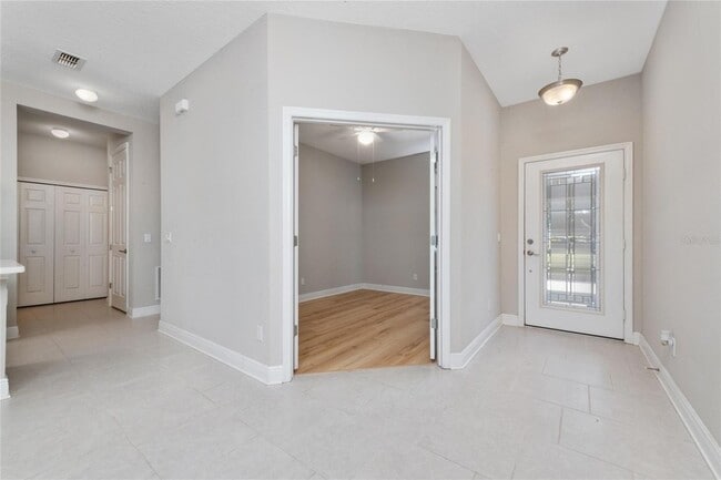 Building Photo - 3470 Sagebrush St