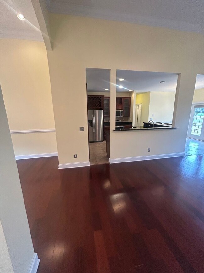 Building Photo - 4 BR, 2 BA unit in Wild Wing - Coming Soon!