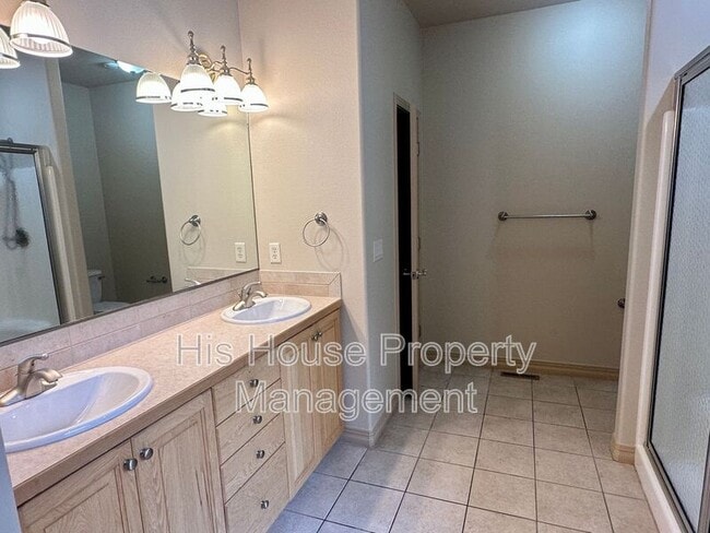 Building Photo - 3103 68th Ave Ct
