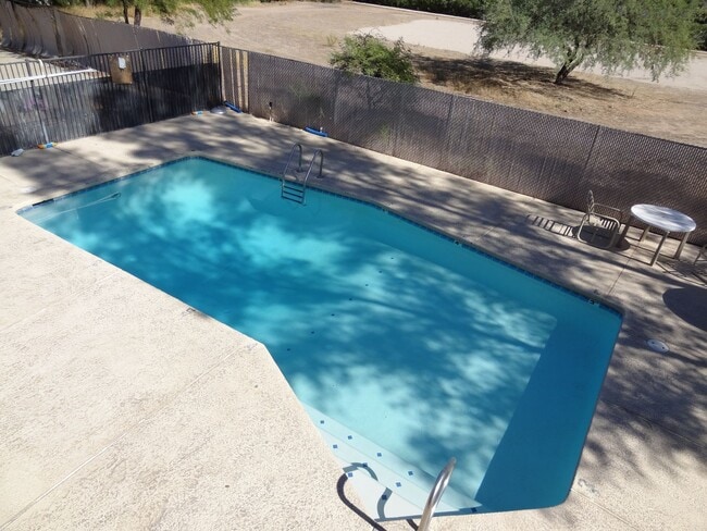 Primary Photo - 1 month free rent move in promotion! Don't miss out on this Eastside apartment