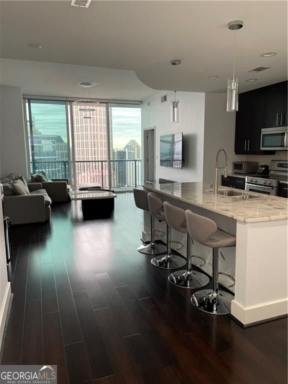 Building Photo - 1080 Peachtree St NE