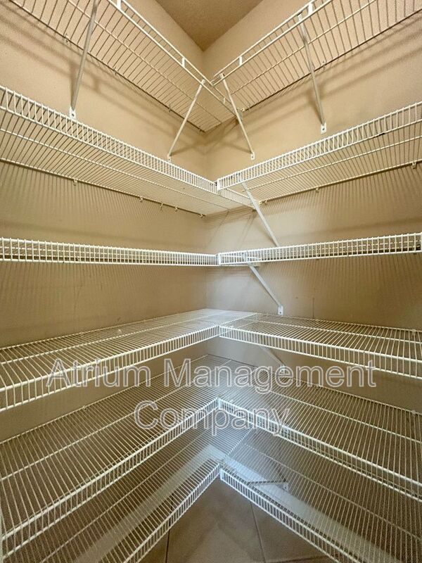 Building Photo - 12805 Avelar Manor Pl