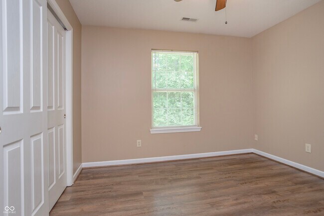 Building Photo - 11389 Songbird Ln
