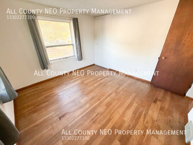 Building Photo - 2192 Hoch Dr
