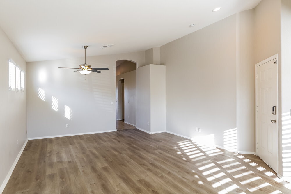 Building Photo - 8256 N 112th Ave