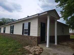 Building Photo - 101 Keyport Ct