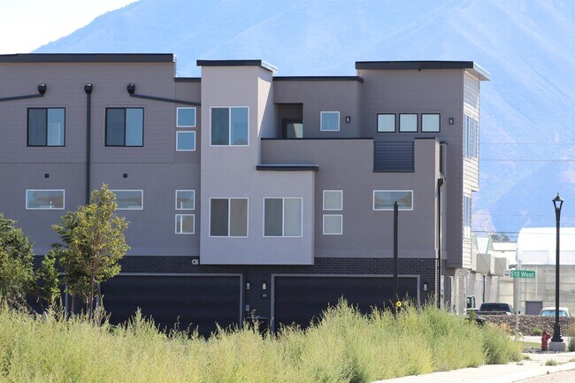 Building Photo - 1816 N 510 W