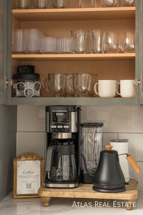 Building Photo - 5210 Quay St