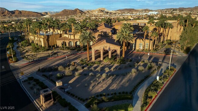 Building Photo - 1129 Via Della Costrella