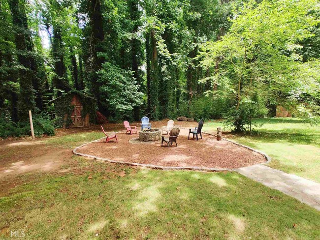 Building Photo - 522 Milligan Dr