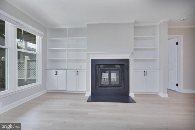 Building Photo - 20527 Shadyside Way