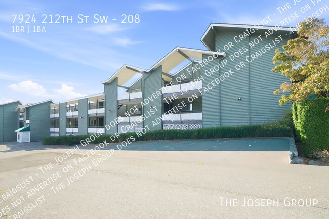 Building Photo - 7924 212th St SW