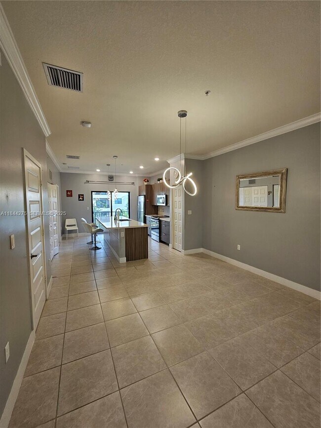 Building Photo - 7905 NW 104th Ave