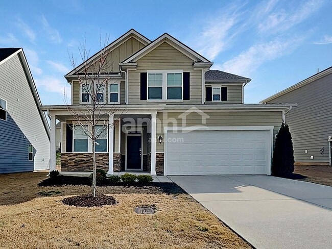 Building Photo - 5702 Lakemont Dr