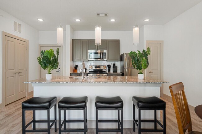 Building Photo - 12100 1/2 Ferrystone Glen Drive-SI ID1240278P