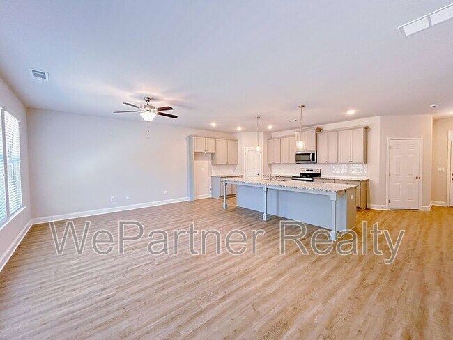 Building Photo - 2606 Mls Cmn Dr