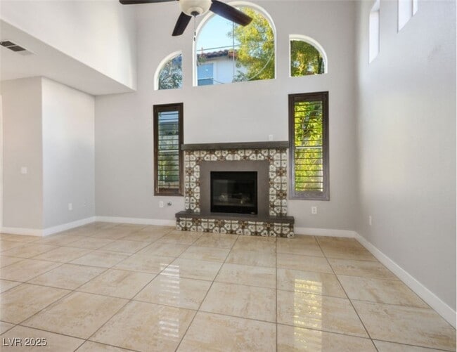 Building Photo - 8778 Villa La Rae Ave