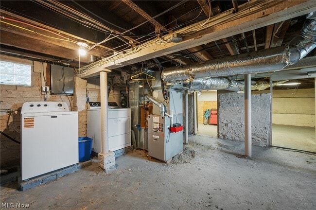 Building Photo - 6914 Wakefield Ave