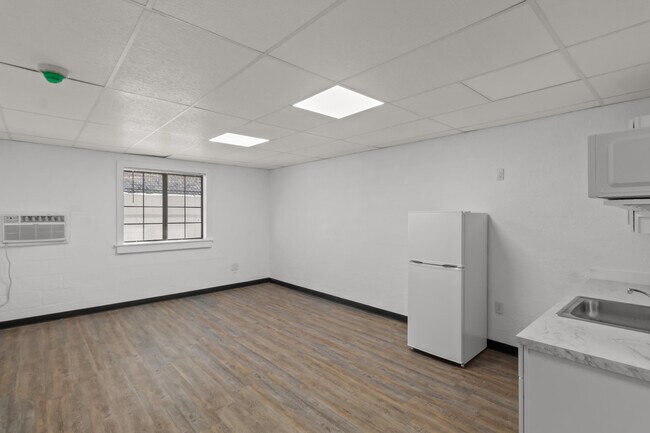 Building Photo - 164 Forsyth-Taneyville Rd