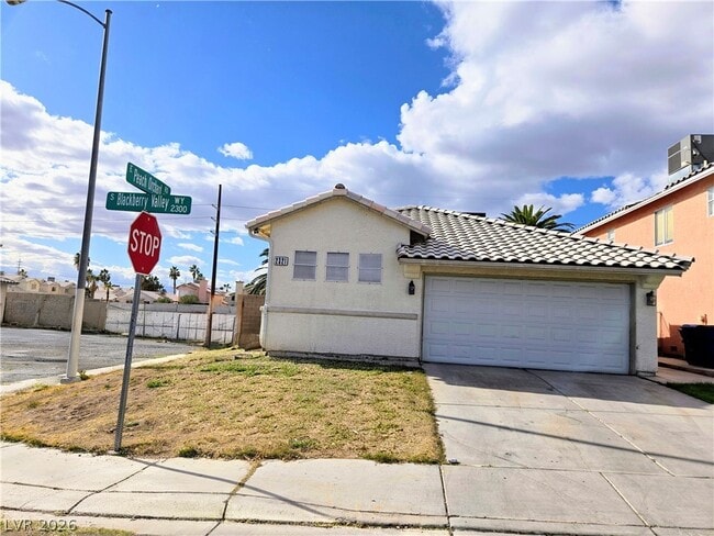 Building Photo - 2321 Blackberry Valley Way