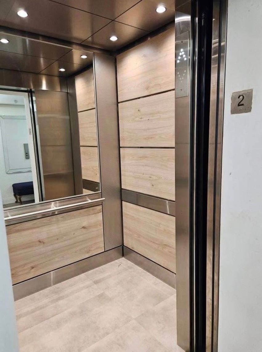 Building Photo - 2780 NE 183rd St