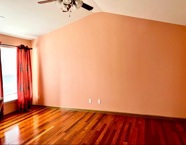 Building Photo - 8325 Windstream Way