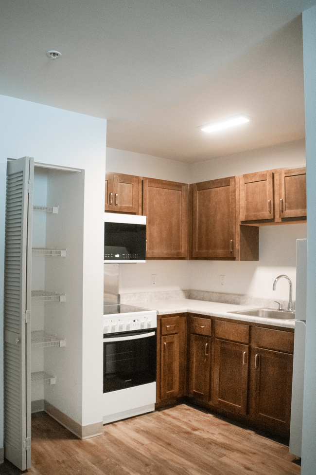 Kitchen - Bonne Terre Village I & II