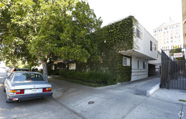 Building Photo - Cherokee Apartments