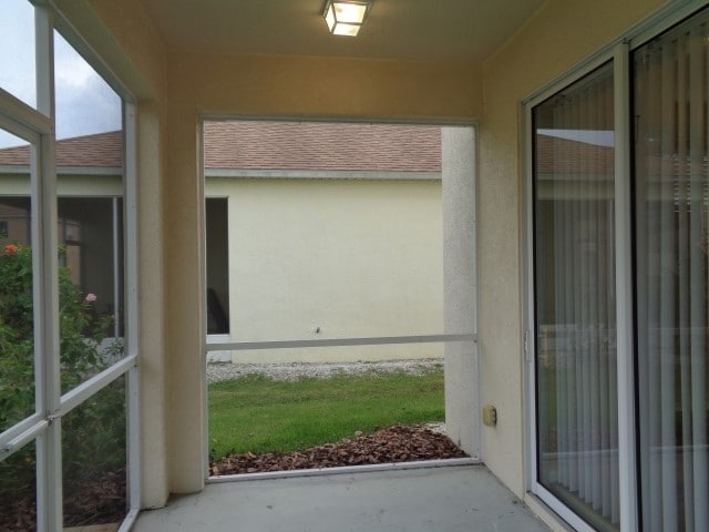 Building Photo - 6243 Blue Runner Ct