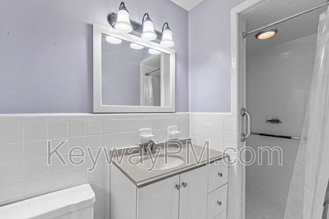 Building Photo - 161 Hickory Dr S Cir