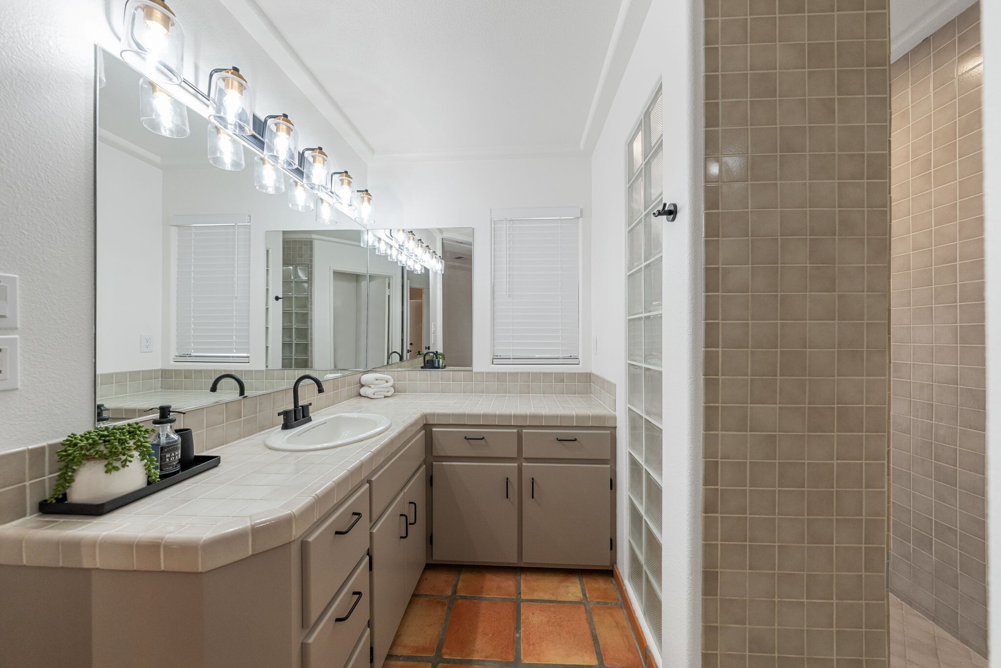 Building Photo - 58328 Bonanza Dr