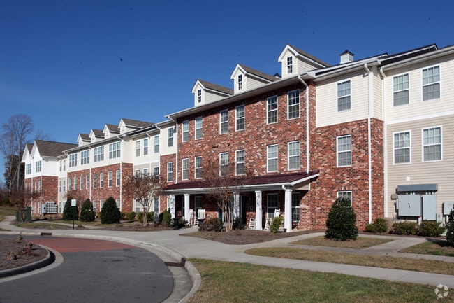 Primary Photo - Harris Pointe (55+ Community)