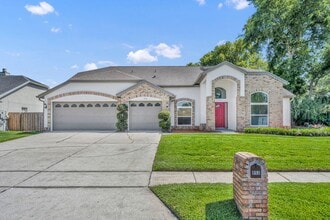 Building Photo - Great Oviedo Home in Bentley Woods!