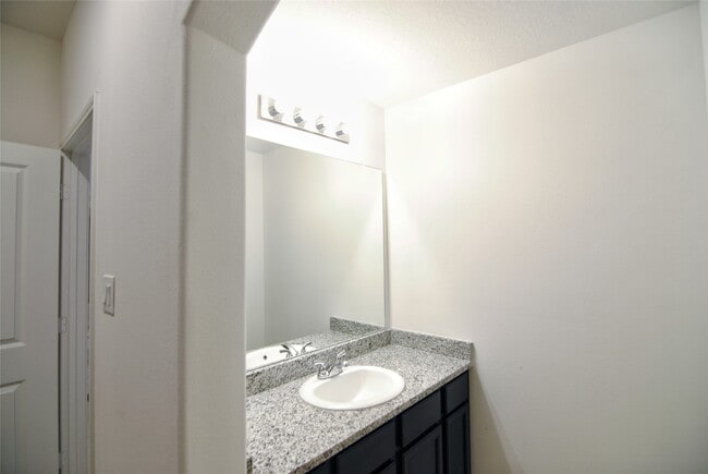 Building Photo - 30107 Alder Run Ln