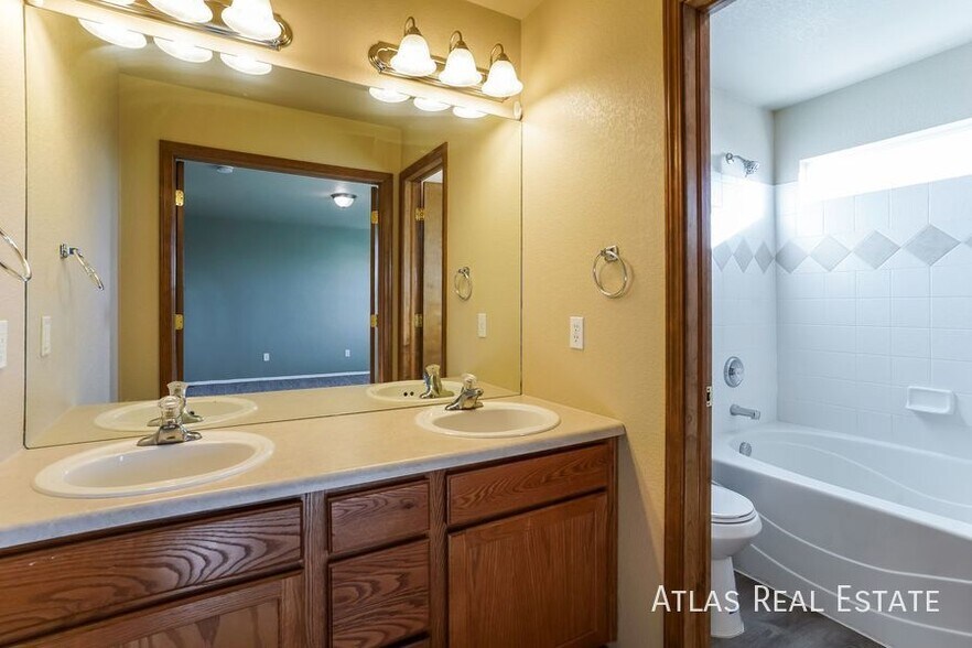 Building Photo - 7415 Flathead Lake Dr
