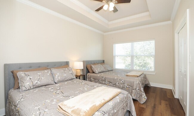 Building Photo - 3535 Mt Pleasant St