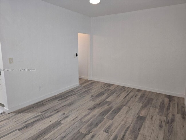 Building Photo - 215-230 30th St