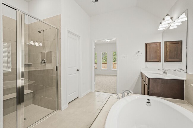 Building Photo - 1420 Florecer Ln