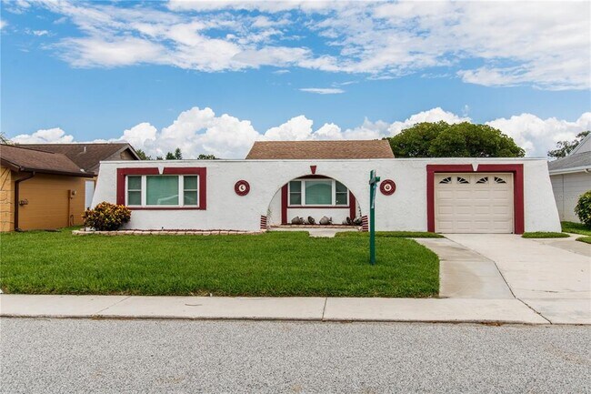 Building Photo - 3526 Overland Dr