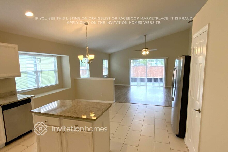 Building Photo - 3850 Aiden Pl