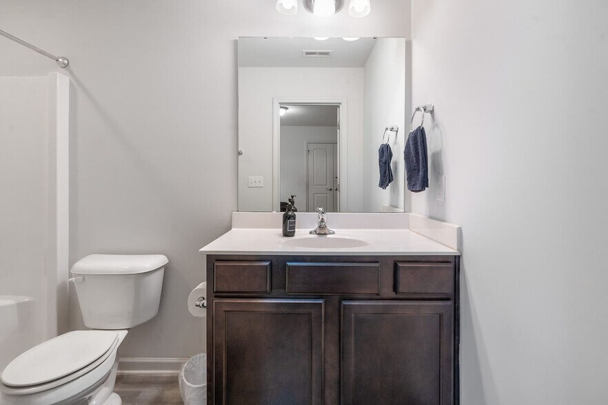 Building Photo - 219 Socket St