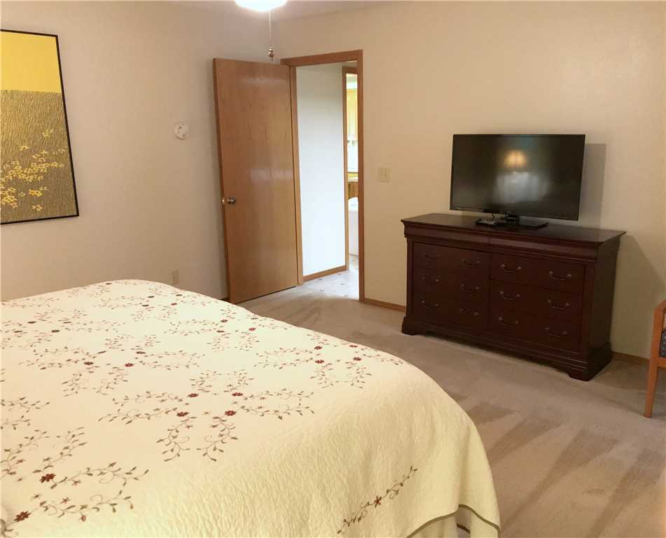 Building Photo - 7 Angus Ln