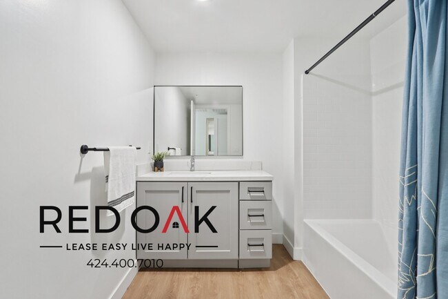 Building Photo - 14526 Kittridge St