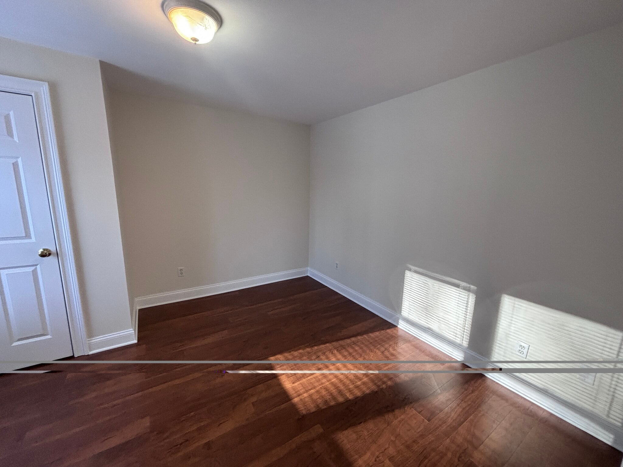 Building Photo - 101 Ponus Ave