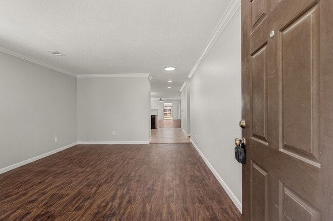 Building Photo - 15403 Harris Canyon Ln