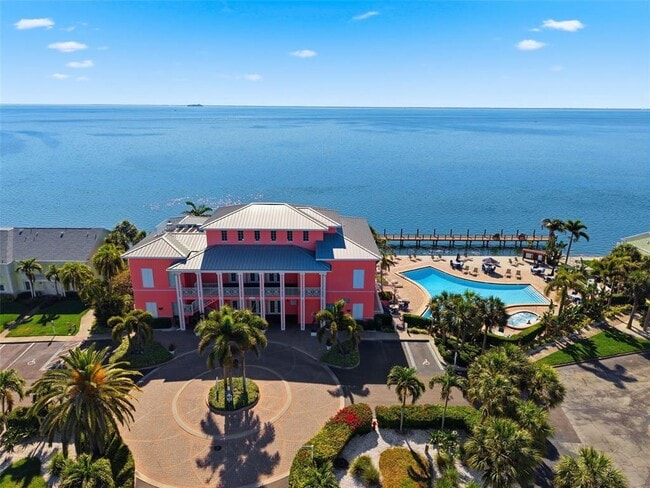 Building Photo - 5280 Coquina Key Dr SE
