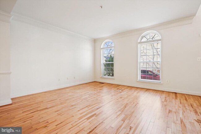 Building Photo - 502 Lawson Way