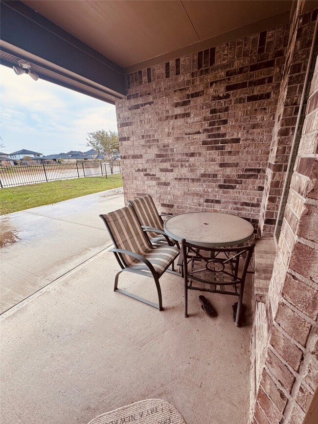 Building Photo - 28614 Hannahs Harbor Ln