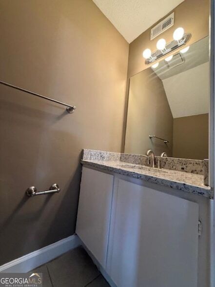 Building Photo - 3145 Murell Rd