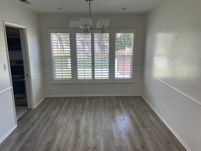 Building Photo - 3817 Globe Ave